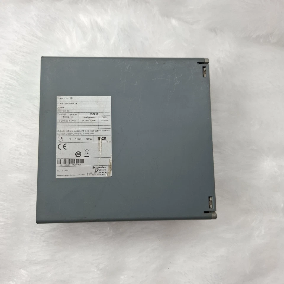 SCHNEIDER ELECTRIC LXM16DU04M2X LEXIUM16 SERVO DRIVE LXM16DU04M2X FAST SHIP